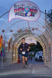 BIB: 3142
                            <button type="button" onclick="openModal(21781161)" class="btn btn-primary btn-sm float-right btn-popup" data-toggle="modal" data-target=".modal-high-quality">
                        <i class="fas fa-shopping-cart"></i> Add to Cart
                    </button>
                                            <button type="button" onclick="isThisMe(21781161, true)" class="btn btn-success btn-sm float-right btn-popup btn-isme hidden" data-toggle="tooltip" data-placement="bottom" title="นี่คือรูปของคุณใช่ไหม คลิกที่นี่เพื่อเอาเข้าอัลบั้ม">
                        <i class="fas fa-plus"></i> Add to album
                    </button>
                    <button type="button" onclick="isThisMe(21781161, false)" class="btn btn-warning btn-sm float-right btn-popup btn-isnotme hidden">
                        <i class="fas fa-ban"></i> Remove from album
                    </button>