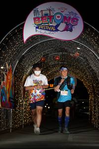 BIB: 5498
                            <button type="button" onclick="openModal(21778411)" class="btn btn-primary btn-sm float-right btn-popup" data-toggle="modal" data-target=".modal-high-quality">
                        <i class="fas fa-shopping-cart"></i> Add to Cart
                    </button>
                                            <button type="button" onclick="isThisMe(21778411, true)" class="btn btn-success btn-sm float-right btn-popup btn-isme hidden" data-toggle="tooltip" data-placement="bottom" title="นี่คือรูปของคุณใช่ไหม คลิกที่นี่เพื่อเอาเข้าอัลบั้ม">
                        <i class="fas fa-plus"></i> Add to album
                    </button>
                    <button type="button" onclick="isThisMe(21778411, false)" class="btn btn-warning btn-sm float-right btn-popup btn-isnotme hidden">
                        <i class="fas fa-ban"></i> Remove from album
                    </button>