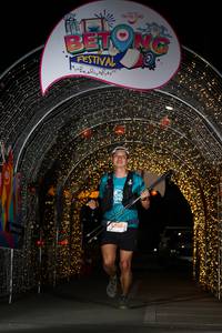 BIB: 280
                            <button type="button" onclick="openModal(21780384)" class="btn btn-primary btn-sm float-right btn-popup" data-toggle="modal" data-target=".modal-high-quality">
                        <i class="fas fa-shopping-cart"></i> Add to Cart
                    </button>
                                            <button type="button" onclick="isThisMe(21780384, true)" class="btn btn-success btn-sm float-right btn-popup btn-isme hidden" data-toggle="tooltip" data-placement="bottom" title="นี่คือรูปของคุณใช่ไหม คลิกที่นี่เพื่อเอาเข้าอัลบั้ม">
                        <i class="fas fa-plus"></i> Add to album
                    </button>
                    <button type="button" onclick="isThisMe(21780384, false)" class="btn btn-warning btn-sm float-right btn-popup btn-isnotme hidden">
                        <i class="fas fa-ban"></i> Remove from album
                    </button>