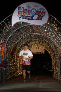 BIB: 
                            <button type="button" onclick="openModal(21777083)" class="btn btn-primary btn-sm float-right btn-popup" data-toggle="modal" data-target=".modal-high-quality">
                        <i class="fas fa-shopping-cart"></i> Add to Cart
                    </button>
                                            <button type="button" onclick="isThisMe(21777083, true)" class="btn btn-success btn-sm float-right btn-popup btn-isme hidden" data-toggle="tooltip" data-placement="bottom" title="นี่คือรูปของคุณใช่ไหม คลิกที่นี่เพื่อเอาเข้าอัลบั้ม">
                        <i class="fas fa-plus"></i> Add to album
                    </button>
                    <button type="button" onclick="isThisMe(21777083, false)" class="btn btn-warning btn-sm float-right btn-popup btn-isnotme hidden">
                        <i class="fas fa-ban"></i> Remove from album
                    </button>