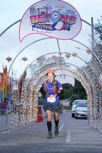 BIB: 5558
                            <button type="button" onclick="openModal(21780833)" class="btn btn-primary btn-sm float-right btn-popup" data-toggle="modal" data-target=".modal-high-quality">
                        <i class="fas fa-shopping-cart"></i> Add to Cart
                    </button>
                                            <button type="button" onclick="isThisMe(21780833, true)" class="btn btn-success btn-sm float-right btn-popup btn-isme hidden" data-toggle="tooltip" data-placement="bottom" title="นี่คือรูปของคุณใช่ไหม คลิกที่นี่เพื่อเอาเข้าอัลบั้ม">
                        <i class="fas fa-plus"></i> Add to album
                    </button>
                    <button type="button" onclick="isThisMe(21780833, false)" class="btn btn-warning btn-sm float-right btn-popup btn-isnotme hidden">
                        <i class="fas fa-ban"></i> Remove from album
                    </button>