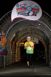 BIB: 50314
                            <button type="button" onclick="openModal(21782501)" class="btn btn-primary btn-sm float-right btn-popup" data-toggle="modal" data-target=".modal-high-quality">
                        <i class="fas fa-shopping-cart"></i> Add to Cart
                    </button>
                                            <button type="button" onclick="isThisMe(21782501, true)" class="btn btn-success btn-sm float-right btn-popup btn-isme hidden" data-toggle="tooltip" data-placement="bottom" title="นี่คือรูปของคุณใช่ไหม คลิกที่นี่เพื่อเอาเข้าอัลบั้ม">
                        <i class="fas fa-plus"></i> Add to album
                    </button>
                    <button type="button" onclick="isThisMe(21782501, false)" class="btn btn-warning btn-sm float-right btn-popup btn-isnotme hidden">
                        <i class="fas fa-ban"></i> Remove from album
                    </button>