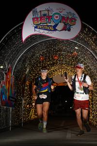 BIB: 3210, 5355
                            <button type="button" onclick="openModal(21779418)" class="btn btn-primary btn-sm float-right btn-popup" data-toggle="modal" data-target=".modal-high-quality">
                        <i class="fas fa-shopping-cart"></i> Add to Cart
                    </button>
                                            <button type="button" onclick="isThisMe(21779418, true)" class="btn btn-success btn-sm float-right btn-popup btn-isme hidden" data-toggle="tooltip" data-placement="bottom" title="นี่คือรูปของคุณใช่ไหม คลิกที่นี่เพื่อเอาเข้าอัลบั้ม">
                        <i class="fas fa-plus"></i> Add to album
                    </button>
                    <button type="button" onclick="isThisMe(21779418, false)" class="btn btn-warning btn-sm float-right btn-popup btn-isnotme hidden">
                        <i class="fas fa-ban"></i> Remove from album
                    </button>