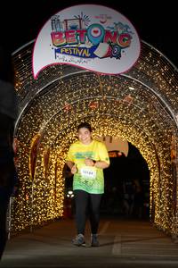 BIB: 50184
                            <button type="button" onclick="openModal(21779074)" class="btn btn-primary btn-sm float-right btn-popup" data-toggle="modal" data-target=".modal-high-quality">
                        <i class="fas fa-shopping-cart"></i> Add to Cart
                    </button>
                                            <button type="button" onclick="isThisMe(21779074, true)" class="btn btn-success btn-sm float-right btn-popup btn-isme hidden" data-toggle="tooltip" data-placement="bottom" title="นี่คือรูปของคุณใช่ไหม คลิกที่นี่เพื่อเอาเข้าอัลบั้ม">
                        <i class="fas fa-plus"></i> Add to album
                    </button>
                    <button type="button" onclick="isThisMe(21779074, false)" class="btn btn-warning btn-sm float-right btn-popup btn-isnotme hidden">
                        <i class="fas fa-ban"></i> Remove from album
                    </button>