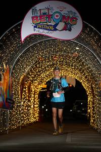 BIB: 5510
                            <button type="button" onclick="openModal(21779378)" class="btn btn-primary btn-sm float-right btn-popup" data-toggle="modal" data-target=".modal-high-quality">
                        <i class="fas fa-shopping-cart"></i> Add to Cart
                    </button>
                                            <button type="button" onclick="isThisMe(21779378, true)" class="btn btn-success btn-sm float-right btn-popup btn-isme hidden" data-toggle="tooltip" data-placement="bottom" title="นี่คือรูปของคุณใช่ไหม คลิกที่นี่เพื่อเอาเข้าอัลบั้ม">
                        <i class="fas fa-plus"></i> Add to album
                    </button>
                    <button type="button" onclick="isThisMe(21779378, false)" class="btn btn-warning btn-sm float-right btn-popup btn-isnotme hidden">
                        <i class="fas fa-ban"></i> Remove from album
                    </button>