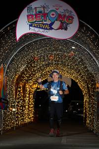 BIB: 5268
                            <button type="button" onclick="openModal(21779952)" class="btn btn-primary btn-sm float-right btn-popup" data-toggle="modal" data-target=".modal-high-quality">
                        <i class="fas fa-shopping-cart"></i> Add to Cart
                    </button>
                                            <button type="button" onclick="isThisMe(21779952, true)" class="btn btn-success btn-sm float-right btn-popup btn-isme hidden" data-toggle="tooltip" data-placement="bottom" title="นี่คือรูปของคุณใช่ไหม คลิกที่นี่เพื่อเอาเข้าอัลบั้ม">
                        <i class="fas fa-plus"></i> Add to album
                    </button>
                    <button type="button" onclick="isThisMe(21779952, false)" class="btn btn-warning btn-sm float-right btn-popup btn-isnotme hidden">
                        <i class="fas fa-ban"></i> Remove from album
                    </button>