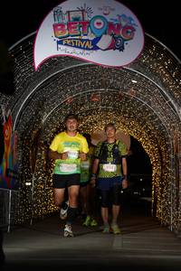 BIB: 0332, 10012, 130, 5112
                            <button type="button" onclick="openModal(21777209)" class="btn btn-primary btn-sm float-right btn-popup" data-toggle="modal" data-target=".modal-high-quality">
                        <i class="fas fa-shopping-cart"></i> Add to Cart
                    </button>
                                            <button type="button" onclick="isThisMe(21777209, true)" class="btn btn-success btn-sm float-right btn-popup btn-isme hidden" data-toggle="tooltip" data-placement="bottom" title="นี่คือรูปของคุณใช่ไหม คลิกที่นี่เพื่อเอาเข้าอัลบั้ม">
                        <i class="fas fa-plus"></i> Add to album
                    </button>
                    <button type="button" onclick="isThisMe(21777209, false)" class="btn btn-warning btn-sm float-right btn-popup btn-isnotme hidden">
                        <i class="fas fa-ban"></i> Remove from album
                    </button>