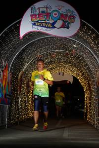 BIB: 60016
                            <button type="button" onclick="openModal(21777135)" class="btn btn-primary btn-sm float-right btn-popup" data-toggle="modal" data-target=".modal-high-quality">
                        <i class="fas fa-shopping-cart"></i> Add to Cart
                    </button>
                                            <button type="button" onclick="isThisMe(21777135, true)" class="btn btn-success btn-sm float-right btn-popup btn-isme hidden" data-toggle="tooltip" data-placement="bottom" title="นี่คือรูปของคุณใช่ไหม คลิกที่นี่เพื่อเอาเข้าอัลบั้ม">
                        <i class="fas fa-plus"></i> Add to album
                    </button>
                    <button type="button" onclick="isThisMe(21777135, false)" class="btn btn-warning btn-sm float-right btn-popup btn-isnotme hidden">
                        <i class="fas fa-ban"></i> Remove from album
                    </button>