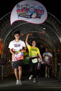 BIB: 50421, 50036
                            <button type="button" onclick="openModal(21778081)" class="btn btn-primary btn-sm float-right btn-popup" data-toggle="modal" data-target=".modal-high-quality">
                        <i class="fas fa-shopping-cart"></i> Add to Cart
                    </button>
                                            <button type="button" onclick="isThisMe(21778081, true)" class="btn btn-success btn-sm float-right btn-popup btn-isme hidden" data-toggle="tooltip" data-placement="bottom" title="นี่คือรูปของคุณใช่ไหม คลิกที่นี่เพื่อเอาเข้าอัลบั้ม">
                        <i class="fas fa-plus"></i> Add to album
                    </button>
                    <button type="button" onclick="isThisMe(21778081, false)" class="btn btn-warning btn-sm float-right btn-popup btn-isnotme hidden">
                        <i class="fas fa-ban"></i> Remove from album
                    </button>