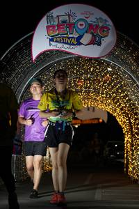 BIB: 
                            <button type="button" onclick="openModal(21778304)" class="btn btn-primary btn-sm float-right btn-popup" data-toggle="modal" data-target=".modal-high-quality">
                        <i class="fas fa-shopping-cart"></i> Add to Cart
                    </button>
                                            <button type="button" onclick="isThisMe(21778304, true)" class="btn btn-success btn-sm float-right btn-popup btn-isme hidden" data-toggle="tooltip" data-placement="bottom" title="นี่คือรูปของคุณใช่ไหม คลิกที่นี่เพื่อเอาเข้าอัลบั้ม">
                        <i class="fas fa-plus"></i> Add to album
                    </button>
                    <button type="button" onclick="isThisMe(21778304, false)" class="btn btn-warning btn-sm float-right btn-popup btn-isnotme hidden">
                        <i class="fas fa-ban"></i> Remove from album
                    </button>