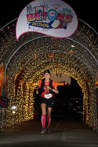 BIB: 5356, 
                            <button type="button" onclick="openModal(21780293)" class="btn btn-primary btn-sm float-right btn-popup" data-toggle="modal" data-target=".modal-high-quality">
                        <i class="fas fa-shopping-cart"></i> Add to Cart
                    </button>
                                            <button type="button" onclick="isThisMe(21780293, true)" class="btn btn-success btn-sm float-right btn-popup btn-isme hidden" data-toggle="tooltip" data-placement="bottom" title="นี่คือรูปของคุณใช่ไหม คลิกที่นี่เพื่อเอาเข้าอัลบั้ม">
                        <i class="fas fa-plus"></i> Add to album
                    </button>
                    <button type="button" onclick="isThisMe(21780293, false)" class="btn btn-warning btn-sm float-right btn-popup btn-isnotme hidden">
                        <i class="fas fa-ban"></i> Remove from album
                    </button>