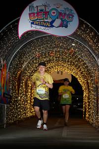 BIB: 50315, 30048
                            <button type="button" onclick="openModal(21777759)" class="btn btn-primary btn-sm float-right btn-popup" data-toggle="modal" data-target=".modal-high-quality">
                        <i class="fas fa-shopping-cart"></i> Add to Cart
                    </button>
                                            <button type="button" onclick="isThisMe(21777759, true)" class="btn btn-success btn-sm float-right btn-popup btn-isme hidden" data-toggle="tooltip" data-placement="bottom" title="นี่คือรูปของคุณใช่ไหม คลิกที่นี่เพื่อเอาเข้าอัลบั้ม">
                        <i class="fas fa-plus"></i> Add to album
                    </button>
                    <button type="button" onclick="isThisMe(21777759, false)" class="btn btn-warning btn-sm float-right btn-popup btn-isnotme hidden">
                        <i class="fas fa-ban"></i> Remove from album
                    </button>