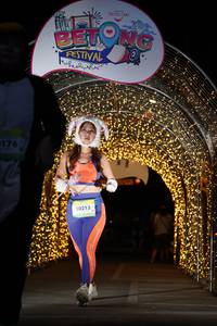 BIB: 176, 50213
                            <button type="button" onclick="openModal(21779174)" class="btn btn-primary btn-sm float-right btn-popup" data-toggle="modal" data-target=".modal-high-quality">
                        <i class="fas fa-shopping-cart"></i> Add to Cart
                    </button>
                                            <button type="button" onclick="isThisMe(21779174, true)" class="btn btn-success btn-sm float-right btn-popup btn-isme hidden" data-toggle="tooltip" data-placement="bottom" title="นี่คือรูปของคุณใช่ไหม คลิกที่นี่เพื่อเอาเข้าอัลบั้ม">
                        <i class="fas fa-plus"></i> Add to album
                    </button>
                    <button type="button" onclick="isThisMe(21779174, false)" class="btn btn-warning btn-sm float-right btn-popup btn-isnotme hidden">
                        <i class="fas fa-ban"></i> Remove from album
                    </button>