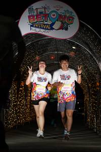 BIB: 50527, 50488
                            <button type="button" onclick="openModal(21777732)" class="btn btn-primary btn-sm float-right btn-popup" data-toggle="modal" data-target=".modal-high-quality">
                        <i class="fas fa-shopping-cart"></i> Add to Cart
                    </button>
                                            <button type="button" onclick="isThisMe(21777732, true)" class="btn btn-success btn-sm float-right btn-popup btn-isme hidden" data-toggle="tooltip" data-placement="bottom" title="นี่คือรูปของคุณใช่ไหม คลิกที่นี่เพื่อเอาเข้าอัลบั้ม">
                        <i class="fas fa-plus"></i> Add to album
                    </button>
                    <button type="button" onclick="isThisMe(21777732, false)" class="btn btn-warning btn-sm float-right btn-popup btn-isnotme hidden">
                        <i class="fas fa-ban"></i> Remove from album
                    </button>