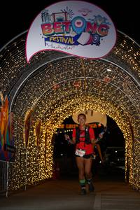 BIB: 1290
                            <button type="button" onclick="openModal(21779614)" class="btn btn-primary btn-sm float-right btn-popup" data-toggle="modal" data-target=".modal-high-quality">
                        <i class="fas fa-shopping-cart"></i> Add to Cart
                    </button>
                                            <button type="button" onclick="isThisMe(21779614, true)" class="btn btn-success btn-sm float-right btn-popup btn-isme hidden" data-toggle="tooltip" data-placement="bottom" title="นี่คือรูปของคุณใช่ไหม คลิกที่นี่เพื่อเอาเข้าอัลบั้ม">
                        <i class="fas fa-plus"></i> Add to album
                    </button>
                    <button type="button" onclick="isThisMe(21779614, false)" class="btn btn-warning btn-sm float-right btn-popup btn-isnotme hidden">
                        <i class="fas fa-ban"></i> Remove from album
                    </button>