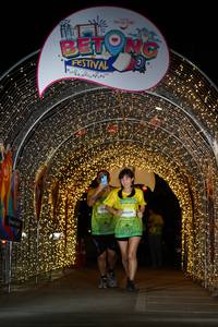 BIB: 30029
                            <button type="button" onclick="openModal(21778491)" class="btn btn-primary btn-sm float-right btn-popup" data-toggle="modal" data-target=".modal-high-quality">
                        <i class="fas fa-shopping-cart"></i> Add to Cart
                    </button>
                                            <button type="button" onclick="isThisMe(21778491, true)" class="btn btn-success btn-sm float-right btn-popup btn-isme hidden" data-toggle="tooltip" data-placement="bottom" title="นี่คือรูปของคุณใช่ไหม คลิกที่นี่เพื่อเอาเข้าอัลบั้ม">
                        <i class="fas fa-plus"></i> Add to album
                    </button>
                    <button type="button" onclick="isThisMe(21778491, false)" class="btn btn-warning btn-sm float-right btn-popup btn-isnotme hidden">
                        <i class="fas fa-ban"></i> Remove from album
                    </button>