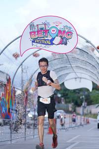 BIB: 5478
                            <button type="button" onclick="openModal(21780545)" class="btn btn-primary btn-sm float-right btn-popup" data-toggle="modal" data-target=".modal-high-quality">
                        <i class="fas fa-shopping-cart"></i> Add to Cart
                    </button>
                                            <button type="button" onclick="isThisMe(21780545, true)" class="btn btn-success btn-sm float-right btn-popup btn-isme hidden" data-toggle="tooltip" data-placement="bottom" title="นี่คือรูปของคุณใช่ไหม คลิกที่นี่เพื่อเอาเข้าอัลบั้ม">
                        <i class="fas fa-plus"></i> Add to album
                    </button>
                    <button type="button" onclick="isThisMe(21780545, false)" class="btn btn-warning btn-sm float-right btn-popup btn-isnotme hidden">
                        <i class="fas fa-ban"></i> Remove from album
                    </button>