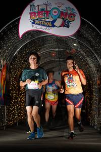 BIB: 60055
                            <button type="button" onclick="openModal(21777244)" class="btn btn-primary btn-sm float-right btn-popup" data-toggle="modal" data-target=".modal-high-quality">
                        <i class="fas fa-shopping-cart"></i> Add to Cart
                    </button>
                                            <button type="button" onclick="isThisMe(21777244, true)" class="btn btn-success btn-sm float-right btn-popup btn-isme hidden" data-toggle="tooltip" data-placement="bottom" title="นี่คือรูปของคุณใช่ไหม คลิกที่นี่เพื่อเอาเข้าอัลบั้ม">
                        <i class="fas fa-plus"></i> Add to album
                    </button>
                    <button type="button" onclick="isThisMe(21777244, false)" class="btn btn-warning btn-sm float-right btn-popup btn-isnotme hidden">
                        <i class="fas fa-ban"></i> Remove from album
                    </button>