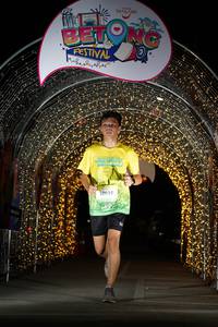 BIB: 50010, 
                            <button type="button" onclick="openModal(21777474)" class="btn btn-primary btn-sm float-right btn-popup" data-toggle="modal" data-target=".modal-high-quality">
                        <i class="fas fa-shopping-cart"></i> Add to Cart
                    </button>
                                            <button type="button" onclick="isThisMe(21777474, true)" class="btn btn-success btn-sm float-right btn-popup btn-isme hidden" data-toggle="tooltip" data-placement="bottom" title="นี่คือรูปของคุณใช่ไหม คลิกที่นี่เพื่อเอาเข้าอัลบั้ม">
                        <i class="fas fa-plus"></i> Add to album
                    </button>
                    <button type="button" onclick="isThisMe(21777474, false)" class="btn btn-warning btn-sm float-right btn-popup btn-isnotme hidden">
                        <i class="fas fa-ban"></i> Remove from album
                    </button>