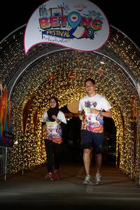 BIB: 10017
                            <button type="button" onclick="openModal(21777947)" class="btn btn-primary btn-sm float-right btn-popup" data-toggle="modal" data-target=".modal-high-quality">
                        <i class="fas fa-shopping-cart"></i> Add to Cart
                    </button>
                                            <button type="button" onclick="isThisMe(21777947, true)" class="btn btn-success btn-sm float-right btn-popup btn-isme hidden" data-toggle="tooltip" data-placement="bottom" title="นี่คือรูปของคุณใช่ไหม คลิกที่นี่เพื่อเอาเข้าอัลบั้ม">
                        <i class="fas fa-plus"></i> Add to album
                    </button>
                    <button type="button" onclick="isThisMe(21777947, false)" class="btn btn-warning btn-sm float-right btn-popup btn-isnotme hidden">
                        <i class="fas fa-ban"></i> Remove from album
                    </button>