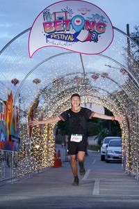 BIB: 5368
                            <button type="button" onclick="openModal(21781071)" class="btn btn-primary btn-sm float-right btn-popup" data-toggle="modal" data-target=".modal-high-quality">
                        <i class="fas fa-shopping-cart"></i> Add to Cart
                    </button>
                                            <button type="button" onclick="isThisMe(21781071, true)" class="btn btn-success btn-sm float-right btn-popup btn-isme hidden" data-toggle="tooltip" data-placement="bottom" title="นี่คือรูปของคุณใช่ไหม คลิกที่นี่เพื่อเอาเข้าอัลบั้ม">
                        <i class="fas fa-plus"></i> Add to album
                    </button>
                    <button type="button" onclick="isThisMe(21781071, false)" class="btn btn-warning btn-sm float-right btn-popup btn-isnotme hidden">
                        <i class="fas fa-ban"></i> Remove from album
                    </button>