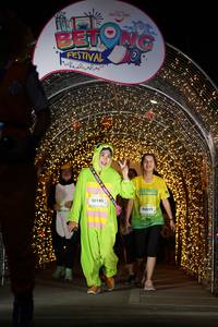 BIB: 50145, 90095
                            <button type="button" onclick="openModal(21779164)" class="btn btn-primary btn-sm float-right btn-popup" data-toggle="modal" data-target=".modal-high-quality">
                        <i class="fas fa-shopping-cart"></i> Add to Cart
                    </button>
                                            <button type="button" onclick="isThisMe(21779164, true)" class="btn btn-success btn-sm float-right btn-popup btn-isme hidden" data-toggle="tooltip" data-placement="bottom" title="นี่คือรูปของคุณใช่ไหม คลิกที่นี่เพื่อเอาเข้าอัลบั้ม">
                        <i class="fas fa-plus"></i> Add to album
                    </button>
                    <button type="button" onclick="isThisMe(21779164, false)" class="btn btn-warning btn-sm float-right btn-popup btn-isnotme hidden">
                        <i class="fas fa-ban"></i> Remove from album
                    </button>