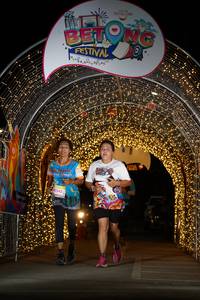 BIB: 10543
                            <button type="button" onclick="openModal(21778682)" class="btn btn-primary btn-sm float-right btn-popup" data-toggle="modal" data-target=".modal-high-quality">
                        <i class="fas fa-shopping-cart"></i> Add to Cart
                    </button>
                                            <button type="button" onclick="isThisMe(21778682, true)" class="btn btn-success btn-sm float-right btn-popup btn-isme hidden" data-toggle="tooltip" data-placement="bottom" title="นี่คือรูปของคุณใช่ไหม คลิกที่นี่เพื่อเอาเข้าอัลบั้ม">
                        <i class="fas fa-plus"></i> Add to album
                    </button>
                    <button type="button" onclick="isThisMe(21778682, false)" class="btn btn-warning btn-sm float-right btn-popup btn-isnotme hidden">
                        <i class="fas fa-ban"></i> Remove from album
                    </button>