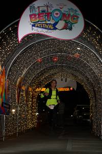 BIB: 3140
                            <button type="button" onclick="openModal(21779757)" class="btn btn-primary btn-sm float-right btn-popup" data-toggle="modal" data-target=".modal-high-quality">
                        <i class="fas fa-shopping-cart"></i> Add to Cart
                    </button>
                                            <button type="button" onclick="isThisMe(21779757, true)" class="btn btn-success btn-sm float-right btn-popup btn-isme hidden" data-toggle="tooltip" data-placement="bottom" title="นี่คือรูปของคุณใช่ไหม คลิกที่นี่เพื่อเอาเข้าอัลบั้ม">
                        <i class="fas fa-plus"></i> Add to album
                    </button>
                    <button type="button" onclick="isThisMe(21779757, false)" class="btn btn-warning btn-sm float-right btn-popup btn-isnotme hidden">
                        <i class="fas fa-ban"></i> Remove from album
                    </button>