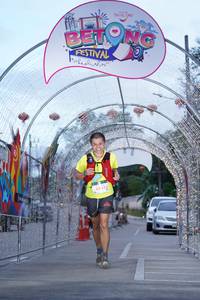 BIB: 132
                            <button type="button" onclick="openModal(21780867)" class="btn btn-primary btn-sm float-right btn-popup" data-toggle="modal" data-target=".modal-high-quality">
                        <i class="fas fa-shopping-cart"></i> Add to Cart
                    </button>
                                            <button type="button" onclick="isThisMe(21780867, true)" class="btn btn-success btn-sm float-right btn-popup btn-isme hidden" data-toggle="tooltip" data-placement="bottom" title="นี่คือรูปของคุณใช่ไหม คลิกที่นี่เพื่อเอาเข้าอัลบั้ม">
                        <i class="fas fa-plus"></i> Add to album
                    </button>
                    <button type="button" onclick="isThisMe(21780867, false)" class="btn btn-warning btn-sm float-right btn-popup btn-isnotme hidden">
                        <i class="fas fa-ban"></i> Remove from album
                    </button>