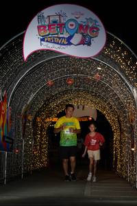 BIB: 106
                            <button type="button" onclick="openModal(21779085)" class="btn btn-primary btn-sm float-right btn-popup" data-toggle="modal" data-target=".modal-high-quality">
                        <i class="fas fa-shopping-cart"></i> Add to Cart
                    </button>
                                            <button type="button" onclick="isThisMe(21779085, true)" class="btn btn-success btn-sm float-right btn-popup btn-isme hidden" data-toggle="tooltip" data-placement="bottom" title="นี่คือรูปของคุณใช่ไหม คลิกที่นี่เพื่อเอาเข้าอัลบั้ม">
                        <i class="fas fa-plus"></i> Add to album
                    </button>
                    <button type="button" onclick="isThisMe(21779085, false)" class="btn btn-warning btn-sm float-right btn-popup btn-isnotme hidden">
                        <i class="fas fa-ban"></i> Remove from album
                    </button>