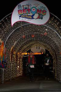 BIB: 5559, 3310
                            <button type="button" onclick="openModal(21780151)" class="btn btn-primary btn-sm float-right btn-popup" data-toggle="modal" data-target=".modal-high-quality">
                        <i class="fas fa-shopping-cart"></i> Add to Cart
                    </button>
                                            <button type="button" onclick="isThisMe(21780151, true)" class="btn btn-success btn-sm float-right btn-popup btn-isme hidden" data-toggle="tooltip" data-placement="bottom" title="นี่คือรูปของคุณใช่ไหม คลิกที่นี่เพื่อเอาเข้าอัลบั้ม">
                        <i class="fas fa-plus"></i> Add to album
                    </button>
                    <button type="button" onclick="isThisMe(21780151, false)" class="btn btn-warning btn-sm float-right btn-popup btn-isnotme hidden">
                        <i class="fas fa-ban"></i> Remove from album
                    </button>