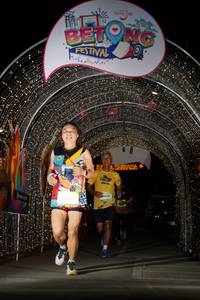 BIB: 2014
                            <button type="button" onclick="openModal(21777270)" class="btn btn-primary btn-sm float-right btn-popup" data-toggle="modal" data-target=".modal-high-quality">
                        <i class="fas fa-shopping-cart"></i> Add to Cart
                    </button>
                                            <button type="button" onclick="isThisMe(21777270, true)" class="btn btn-success btn-sm float-right btn-popup btn-isme hidden" data-toggle="tooltip" data-placement="bottom" title="นี่คือรูปของคุณใช่ไหม คลิกที่นี่เพื่อเอาเข้าอัลบั้ม">
                        <i class="fas fa-plus"></i> Add to album
                    </button>
                    <button type="button" onclick="isThisMe(21777270, false)" class="btn btn-warning btn-sm float-right btn-popup btn-isnotme hidden">
                        <i class="fas fa-ban"></i> Remove from album
                    </button>