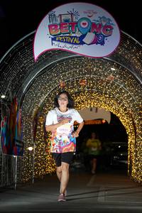 BIB: 60058
                            <button type="button" onclick="openModal(21778282)" class="btn btn-primary btn-sm float-right btn-popup" data-toggle="modal" data-target=".modal-high-quality">
                        <i class="fas fa-shopping-cart"></i> Add to Cart
                    </button>
                                            <button type="button" onclick="isThisMe(21778282, true)" class="btn btn-success btn-sm float-right btn-popup btn-isme hidden" data-toggle="tooltip" data-placement="bottom" title="นี่คือรูปของคุณใช่ไหม คลิกที่นี่เพื่อเอาเข้าอัลบั้ม">
                        <i class="fas fa-plus"></i> Add to album
                    </button>
                    <button type="button" onclick="isThisMe(21778282, false)" class="btn btn-warning btn-sm float-right btn-popup btn-isnotme hidden">
                        <i class="fas fa-ban"></i> Remove from album
                    </button>