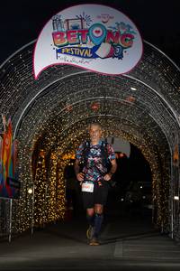 BIB: 160
                            <button type="button" onclick="openModal(21781605)" class="btn btn-primary btn-sm float-right btn-popup" data-toggle="modal" data-target=".modal-high-quality">
                        <i class="fas fa-shopping-cart"></i> Add to Cart
                    </button>
                                            <button type="button" onclick="isThisMe(21781605, true)" class="btn btn-success btn-sm float-right btn-popup btn-isme hidden" data-toggle="tooltip" data-placement="bottom" title="นี่คือรูปของคุณใช่ไหม คลิกที่นี่เพื่อเอาเข้าอัลบั้ม">
                        <i class="fas fa-plus"></i> Add to album
                    </button>
                    <button type="button" onclick="isThisMe(21781605, false)" class="btn btn-warning btn-sm float-right btn-popup btn-isnotme hidden">
                        <i class="fas fa-ban"></i> Remove from album
                    </button>