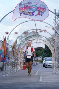 BIB: 3402
                            <button type="button" onclick="openModal(21780736)" class="btn btn-primary btn-sm float-right btn-popup" data-toggle="modal" data-target=".modal-high-quality">
                        <i class="fas fa-shopping-cart"></i> Add to Cart
                    </button>
                                            <button type="button" onclick="isThisMe(21780736, true)" class="btn btn-success btn-sm float-right btn-popup btn-isme hidden" data-toggle="tooltip" data-placement="bottom" title="นี่คือรูปของคุณใช่ไหม คลิกที่นี่เพื่อเอาเข้าอัลบั้ม">
                        <i class="fas fa-plus"></i> Add to album
                    </button>
                    <button type="button" onclick="isThisMe(21780736, false)" class="btn btn-warning btn-sm float-right btn-popup btn-isnotme hidden">
                        <i class="fas fa-ban"></i> Remove from album
                    </button>