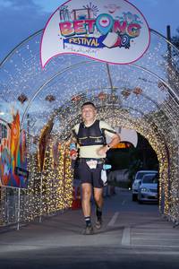 BIB: 153
                            <button type="button" onclick="openModal(21781268)" class="btn btn-primary btn-sm float-right btn-popup" data-toggle="modal" data-target=".modal-high-quality">
                        <i class="fas fa-shopping-cart"></i> Add to Cart
                    </button>
                                            <button type="button" onclick="isThisMe(21781268, true)" class="btn btn-success btn-sm float-right btn-popup btn-isme hidden" data-toggle="tooltip" data-placement="bottom" title="นี่คือรูปของคุณใช่ไหม คลิกที่นี่เพื่อเอาเข้าอัลบั้ม">
                        <i class="fas fa-plus"></i> Add to album
                    </button>
                    <button type="button" onclick="isThisMe(21781268, false)" class="btn btn-warning btn-sm float-right btn-popup btn-isnotme hidden">
                        <i class="fas fa-ban"></i> Remove from album
                    </button>