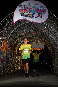 BIB: 50177
                            <button type="button" onclick="openModal(21782412)" class="btn btn-primary btn-sm float-right btn-popup" data-toggle="modal" data-target=".modal-high-quality">
                        <i class="fas fa-shopping-cart"></i> Add to Cart
                    </button>
                                            <button type="button" onclick="isThisMe(21782412, true)" class="btn btn-success btn-sm float-right btn-popup btn-isme hidden" data-toggle="tooltip" data-placement="bottom" title="นี่คือรูปของคุณใช่ไหม คลิกที่นี่เพื่อเอาเข้าอัลบั้ม">
                        <i class="fas fa-plus"></i> Add to album
                    </button>
                    <button type="button" onclick="isThisMe(21782412, false)" class="btn btn-warning btn-sm float-right btn-popup btn-isnotme hidden">
                        <i class="fas fa-ban"></i> Remove from album
                    </button>