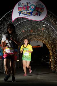 BIB: 50480, 50046
                            <button type="button" onclick="openModal(21777691)" class="btn btn-primary btn-sm float-right btn-popup" data-toggle="modal" data-target=".modal-high-quality">
                        <i class="fas fa-shopping-cart"></i> Add to Cart
                    </button>
                                            <button type="button" onclick="isThisMe(21777691, true)" class="btn btn-success btn-sm float-right btn-popup btn-isme hidden" data-toggle="tooltip" data-placement="bottom" title="นี่คือรูปของคุณใช่ไหม คลิกที่นี่เพื่อเอาเข้าอัลบั้ม">
                        <i class="fas fa-plus"></i> Add to album
                    </button>
                    <button type="button" onclick="isThisMe(21777691, false)" class="btn btn-warning btn-sm float-right btn-popup btn-isnotme hidden">
                        <i class="fas fa-ban"></i> Remove from album
                    </button>