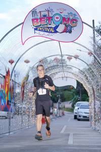 BIB: 
                            <button type="button" onclick="openModal(21780586)" class="btn btn-primary btn-sm float-right btn-popup" data-toggle="modal" data-target=".modal-high-quality">
                        <i class="fas fa-shopping-cart"></i> Add to Cart
                    </button>
                                            <button type="button" onclick="isThisMe(21780586, true)" class="btn btn-success btn-sm float-right btn-popup btn-isme hidden" data-toggle="tooltip" data-placement="bottom" title="นี่คือรูปของคุณใช่ไหม คลิกที่นี่เพื่อเอาเข้าอัลบั้ม">
                        <i class="fas fa-plus"></i> Add to album
                    </button>
                    <button type="button" onclick="isThisMe(21780586, false)" class="btn btn-warning btn-sm float-right btn-popup btn-isnotme hidden">
                        <i class="fas fa-ban"></i> Remove from album
                    </button>