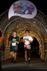 BIB: 50399, 50510
                            <button type="button" onclick="openModal(21778050)" class="btn btn-primary btn-sm float-right btn-popup" data-toggle="modal" data-target=".modal-high-quality">
                        <i class="fas fa-shopping-cart"></i> Add to Cart
                    </button>
                                            <button type="button" onclick="isThisMe(21778050, true)" class="btn btn-success btn-sm float-right btn-popup btn-isme hidden" data-toggle="tooltip" data-placement="bottom" title="นี่คือรูปของคุณใช่ไหม คลิกที่นี่เพื่อเอาเข้าอัลบั้ม">
                        <i class="fas fa-plus"></i> Add to album
                    </button>
                    <button type="button" onclick="isThisMe(21778050, false)" class="btn btn-warning btn-sm float-right btn-popup btn-isnotme hidden">
                        <i class="fas fa-ban"></i> Remove from album
                    </button>