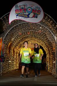 BIB: 90086, 90050
                            <button type="button" onclick="openModal(21779103)" class="btn btn-primary btn-sm float-right btn-popup" data-toggle="modal" data-target=".modal-high-quality">
                        <i class="fas fa-shopping-cart"></i> Add to Cart
                    </button>
                                            <button type="button" onclick="isThisMe(21779103, true)" class="btn btn-success btn-sm float-right btn-popup btn-isme hidden" data-toggle="tooltip" data-placement="bottom" title="นี่คือรูปของคุณใช่ไหม คลิกที่นี่เพื่อเอาเข้าอัลบั้ม">
                        <i class="fas fa-plus"></i> Add to album
                    </button>
                    <button type="button" onclick="isThisMe(21779103, false)" class="btn btn-warning btn-sm float-right btn-popup btn-isnotme hidden">
                        <i class="fas fa-ban"></i> Remove from album
                    </button>