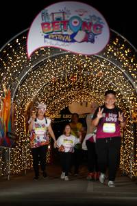 BIB: 
                            <button type="button" onclick="openModal(21778749)" class="btn btn-primary btn-sm float-right btn-popup" data-toggle="modal" data-target=".modal-high-quality">
                        <i class="fas fa-shopping-cart"></i> Add to Cart
                    </button>
                                            <button type="button" onclick="isThisMe(21778749, true)" class="btn btn-success btn-sm float-right btn-popup btn-isme hidden" data-toggle="tooltip" data-placement="bottom" title="นี่คือรูปของคุณใช่ไหม คลิกที่นี่เพื่อเอาเข้าอัลบั้ม">
                        <i class="fas fa-plus"></i> Add to album
                    </button>
                    <button type="button" onclick="isThisMe(21778749, false)" class="btn btn-warning btn-sm float-right btn-popup btn-isnotme hidden">
                        <i class="fas fa-ban"></i> Remove from album
                    </button>