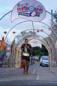 BIB: 5400
                            <button type="button" onclick="openModal(21780993)" class="btn btn-primary btn-sm float-right btn-popup" data-toggle="modal" data-target=".modal-high-quality">
                        <i class="fas fa-shopping-cart"></i> Add to Cart
                    </button>
                                            <button type="button" onclick="isThisMe(21780993, true)" class="btn btn-success btn-sm float-right btn-popup btn-isme hidden" data-toggle="tooltip" data-placement="bottom" title="นี่คือรูปของคุณใช่ไหม คลิกที่นี่เพื่อเอาเข้าอัลบั้ม">
                        <i class="fas fa-plus"></i> Add to album
                    </button>
                    <button type="button" onclick="isThisMe(21780993, false)" class="btn btn-warning btn-sm float-right btn-popup btn-isnotme hidden">
                        <i class="fas fa-ban"></i> Remove from album
                    </button>