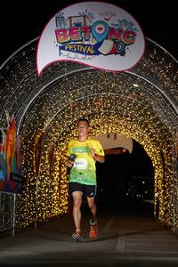 BIB: 50204
                            <button type="button" onclick="openModal(21782181)" class="btn btn-primary btn-sm float-right btn-popup" data-toggle="modal" data-target=".modal-high-quality">
                        <i class="fas fa-shopping-cart"></i> Add to Cart
                    </button>
                                            <button type="button" onclick="isThisMe(21782181, true)" class="btn btn-success btn-sm float-right btn-popup btn-isme hidden" data-toggle="tooltip" data-placement="bottom" title="นี่คือรูปของคุณใช่ไหม คลิกที่นี่เพื่อเอาเข้าอัลบั้ม">
                        <i class="fas fa-plus"></i> Add to album
                    </button>
                    <button type="button" onclick="isThisMe(21782181, false)" class="btn btn-warning btn-sm float-right btn-popup btn-isnotme hidden">
                        <i class="fas fa-ban"></i> Remove from album
                    </button>