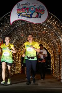 BIB: 90022, 90040
                            <button type="button" onclick="openModal(21777946)" class="btn btn-primary btn-sm float-right btn-popup" data-toggle="modal" data-target=".modal-high-quality">
                        <i class="fas fa-shopping-cart"></i> Add to Cart
                    </button>
                                            <button type="button" onclick="isThisMe(21777946, true)" class="btn btn-success btn-sm float-right btn-popup btn-isme hidden" data-toggle="tooltip" data-placement="bottom" title="นี่คือรูปของคุณใช่ไหม คลิกที่นี่เพื่อเอาเข้าอัลบั้ม">
                        <i class="fas fa-plus"></i> Add to album
                    </button>
                    <button type="button" onclick="isThisMe(21777946, false)" class="btn btn-warning btn-sm float-right btn-popup btn-isnotme hidden">
                        <i class="fas fa-ban"></i> Remove from album
                    </button>