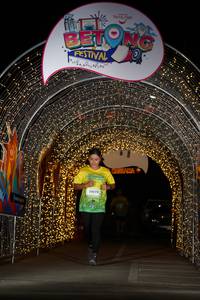 BIB: 500785, 
                            <button type="button" onclick="openModal(21777349)" class="btn btn-primary btn-sm float-right btn-popup" data-toggle="modal" data-target=".modal-high-quality">
                        <i class="fas fa-shopping-cart"></i> Add to Cart
                    </button>
                                            <button type="button" onclick="isThisMe(21777349, true)" class="btn btn-success btn-sm float-right btn-popup btn-isme hidden" data-toggle="tooltip" data-placement="bottom" title="นี่คือรูปของคุณใช่ไหม คลิกที่นี่เพื่อเอาเข้าอัลบั้ม">
                        <i class="fas fa-plus"></i> Add to album
                    </button>
                    <button type="button" onclick="isThisMe(21777349, false)" class="btn btn-warning btn-sm float-right btn-popup btn-isnotme hidden">
                        <i class="fas fa-ban"></i> Remove from album
                    </button>