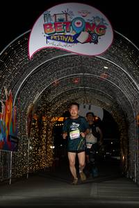 BIB: 50414
                            <button type="button" onclick="openModal(21782052)" class="btn btn-primary btn-sm float-right btn-popup" data-toggle="modal" data-target=".modal-high-quality">
                        <i class="fas fa-shopping-cart"></i> Add to Cart
                    </button>
                                            <button type="button" onclick="isThisMe(21782052, true)" class="btn btn-success btn-sm float-right btn-popup btn-isme hidden" data-toggle="tooltip" data-placement="bottom" title="นี่คือรูปของคุณใช่ไหม คลิกที่นี่เพื่อเอาเข้าอัลบั้ม">
                        <i class="fas fa-plus"></i> Add to album
                    </button>
                    <button type="button" onclick="isThisMe(21782052, false)" class="btn btn-warning btn-sm float-right btn-popup btn-isnotme hidden">
                        <i class="fas fa-ban"></i> Remove from album
                    </button>