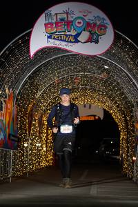 BIB: 5078
                            <button type="button" onclick="openModal(21781674)" class="btn btn-primary btn-sm float-right btn-popup" data-toggle="modal" data-target=".modal-high-quality">
                        <i class="fas fa-shopping-cart"></i> Add to Cart
                    </button>
                                            <button type="button" onclick="isThisMe(21781674, true)" class="btn btn-success btn-sm float-right btn-popup btn-isme hidden" data-toggle="tooltip" data-placement="bottom" title="นี่คือรูปของคุณใช่ไหม คลิกที่นี่เพื่อเอาเข้าอัลบั้ม">
                        <i class="fas fa-plus"></i> Add to album
                    </button>
                    <button type="button" onclick="isThisMe(21781674, false)" class="btn btn-warning btn-sm float-right btn-popup btn-isnotme hidden">
                        <i class="fas fa-ban"></i> Remove from album
                    </button>