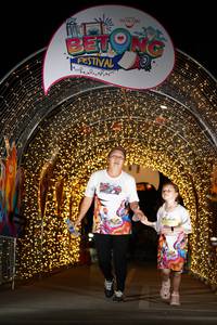 BIB: 
                            <button type="button" onclick="openModal(21779005)" class="btn btn-primary btn-sm float-right btn-popup" data-toggle="modal" data-target=".modal-high-quality">
                        <i class="fas fa-shopping-cart"></i> Add to Cart
                    </button>
                                            <button type="button" onclick="isThisMe(21779005, true)" class="btn btn-success btn-sm float-right btn-popup btn-isme hidden" data-toggle="tooltip" data-placement="bottom" title="นี่คือรูปของคุณใช่ไหม คลิกที่นี่เพื่อเอาเข้าอัลบั้ม">
                        <i class="fas fa-plus"></i> Add to album
                    </button>
                    <button type="button" onclick="isThisMe(21779005, false)" class="btn btn-warning btn-sm float-right btn-popup btn-isnotme hidden">
                        <i class="fas fa-ban"></i> Remove from album
                    </button>