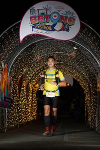 BIB: 5404, 
                            <button type="button" onclick="openModal(21779022)" class="btn btn-primary btn-sm float-right btn-popup" data-toggle="modal" data-target=".modal-high-quality">
                        <i class="fas fa-shopping-cart"></i> Add to Cart
                    </button>
                                            <button type="button" onclick="isThisMe(21779022, true)" class="btn btn-success btn-sm float-right btn-popup btn-isme hidden" data-toggle="tooltip" data-placement="bottom" title="นี่คือรูปของคุณใช่ไหม คลิกที่นี่เพื่อเอาเข้าอัลบั้ม">
                        <i class="fas fa-plus"></i> Add to album
                    </button>
                    <button type="button" onclick="isThisMe(21779022, false)" class="btn btn-warning btn-sm float-right btn-popup btn-isnotme hidden">
                        <i class="fas fa-ban"></i> Remove from album
                    </button>